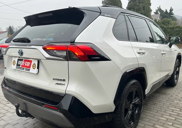 Toyota RAV4 cena 139900 przebieg: 121510, rok produkcji 2019 z Tuchola małe 742